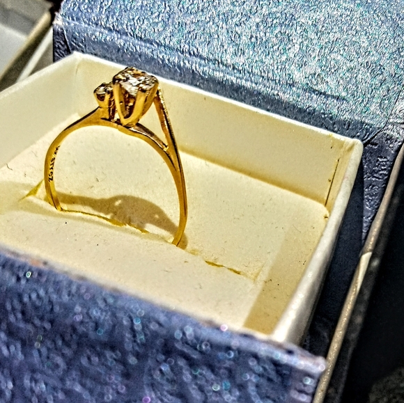 Genuine 14k Gold 2 Stone CZ Ring - Picture 3 of 13